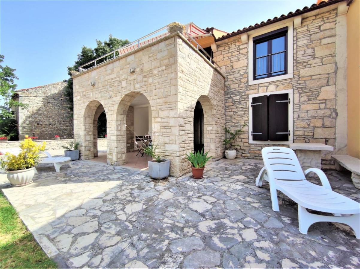 Apartments Morena Rakalj 외부 사진