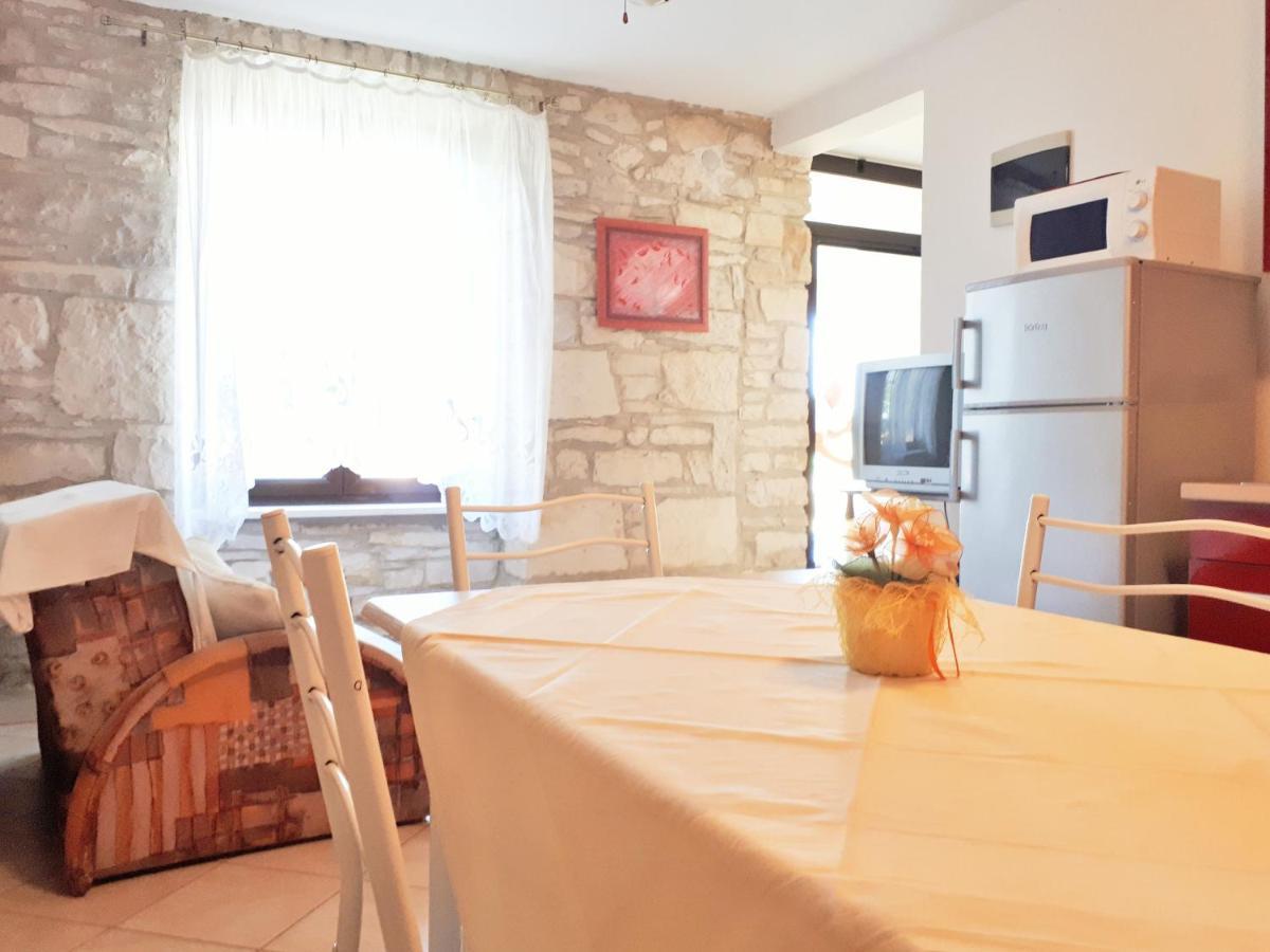 Apartments Morena Rakalj 외부 사진